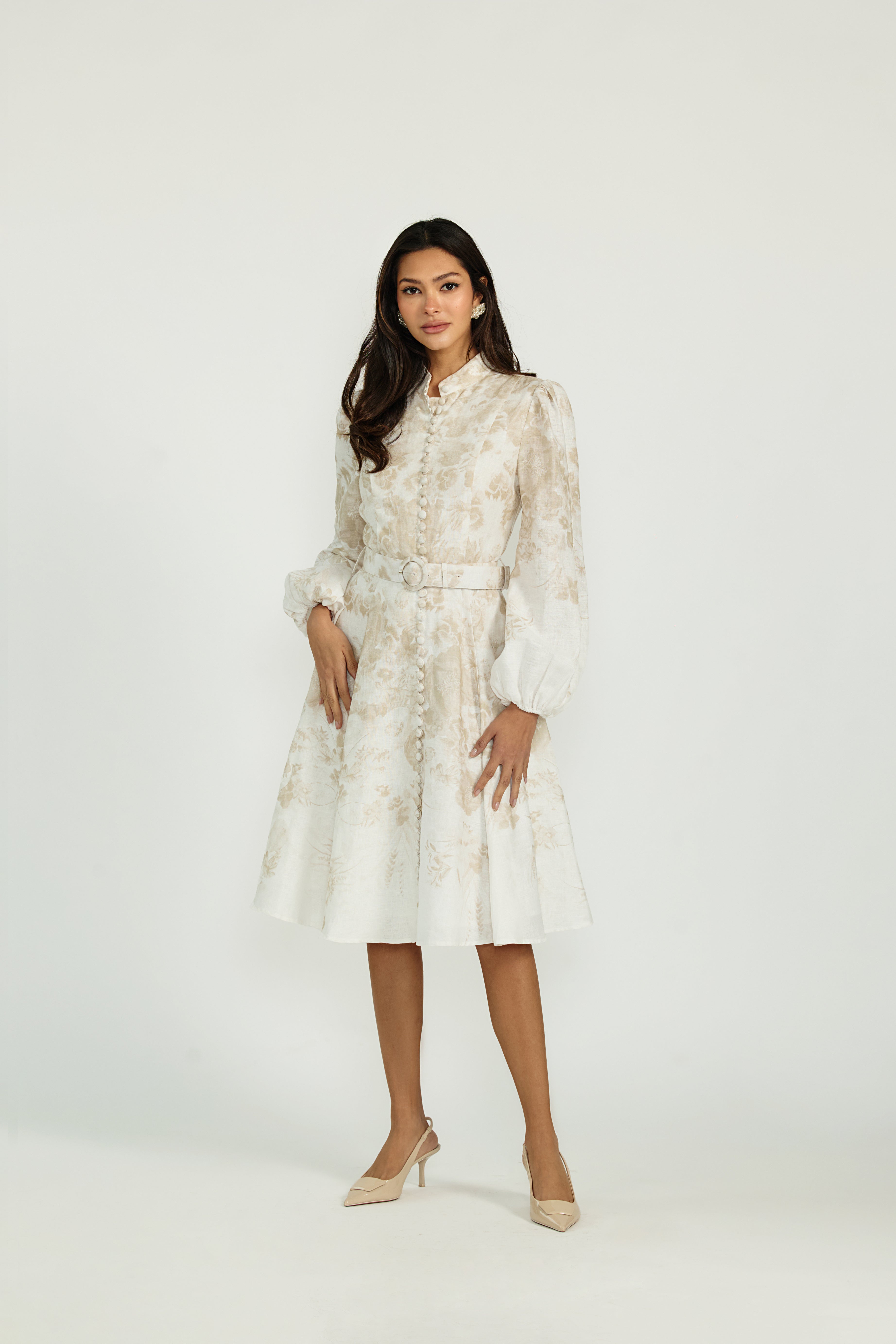 rehellinen 新品apron dressホワイトレヘリネン rehellinen 新品apron dressホワイトレヘリネン（LEMAIRE x